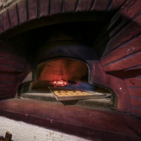 B&B Il Grottino Di Assergi Exterior foto