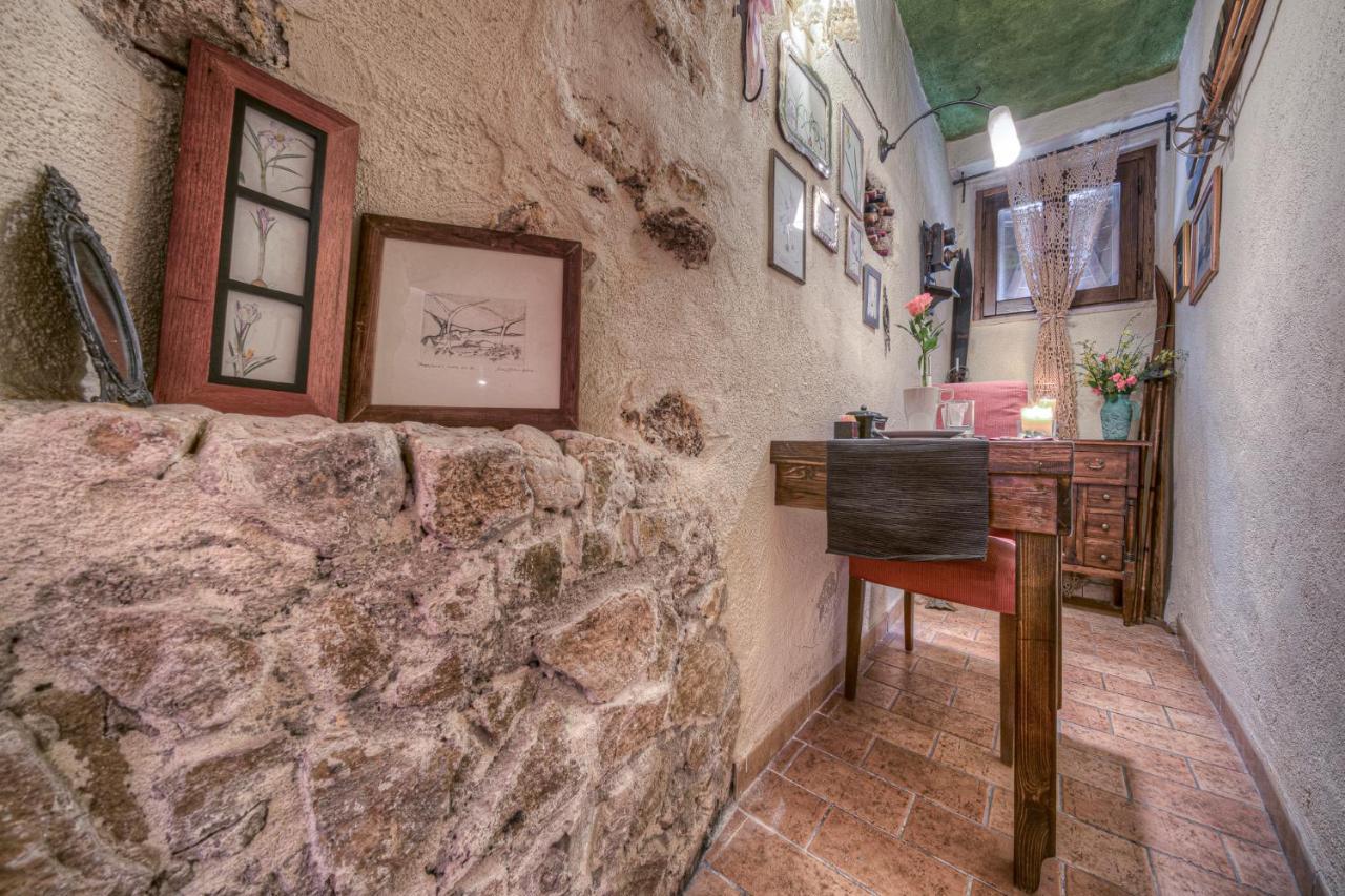 B&B Il Grottino Di Assergi Exterior foto