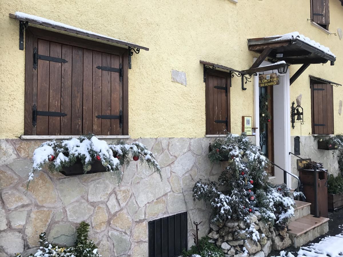 B&B Il Grottino Di Assergi Exterior foto